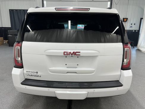 Used 2018 GMC Yukon SLT w/ Open Road Package AWD/4WD image 5