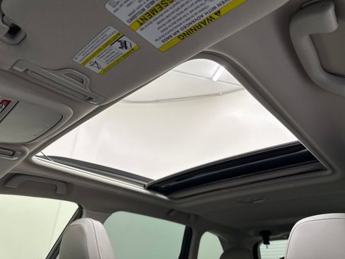 Certified 2022 Subaru Forester Limited w/ Popular Package #3 image 22