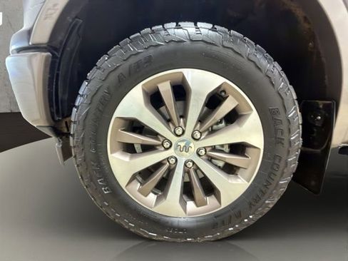 Used 2019 Ford F150 King Ranch w/ Equipment Group 601A Luxury AWD/4WD image 21