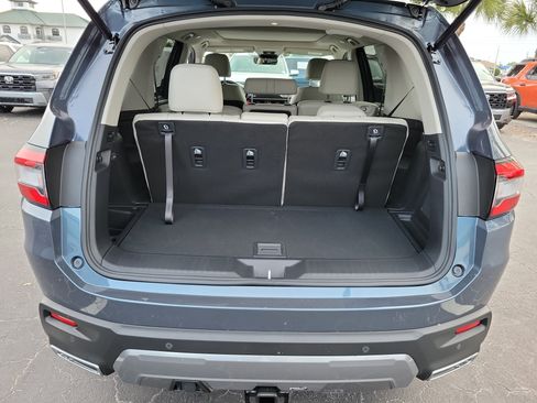 New 2026 Honda Pilot Touring image 14