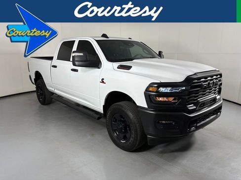 Used 2026 RAM 2500 Tradesman AWD/4WD image 1
