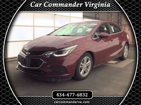 Used 2017 Chevrolet Cruze LT FWD image 1