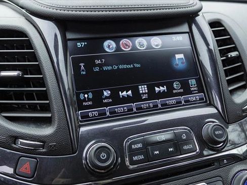 Used 2016 Chevrolet Impala LTZ w/ Enhanced Convenience Package image 18