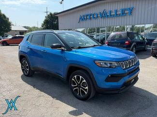 Used 2022 Jeep Compass Limited AWD/4WD video 1