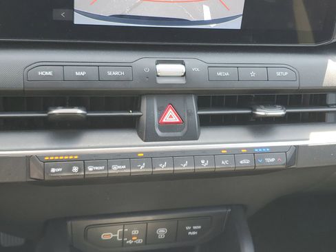 Used 2025 Kia K4 FWD image 18