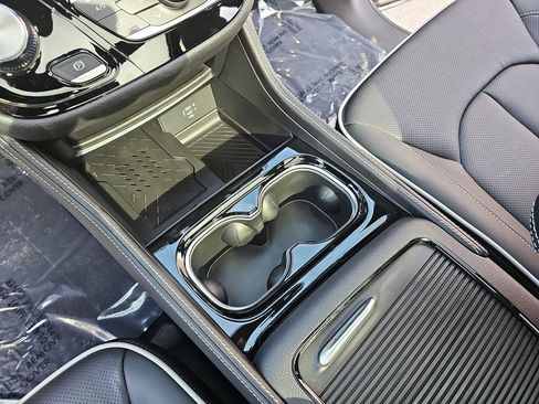 New 2026 Chrysler Pacifica Limited w/ S Appearance Package image 30