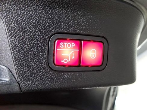 Used 2018 Mercedes-Benz GLE 43 AMG 4MATIC Coupe image 28