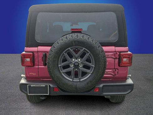 Used 2024 Jeep Wrangler Sport AWD/4WD image 5