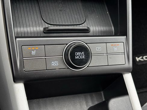 Certified 2024 Hyundai Kona SEL w/ Convenience Package FWD image 19