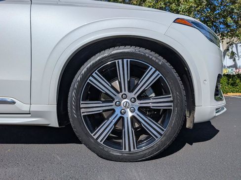 Used 2023 Volvo XC90 B6 Ultimate w/ Lounge Package AWD/4WD image 29