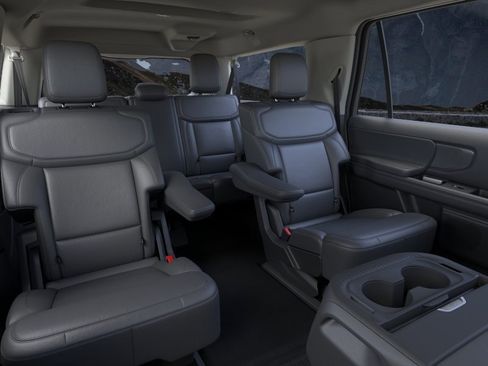 New 2026 Ford Expedition Max Active AWD/4WD image 11