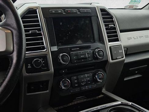 Used 2017 Ford F350 Lariat w/ Lariat Value Package image 17