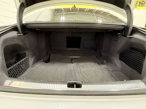 Used 2020 Audi A8 L 4.0T image 38