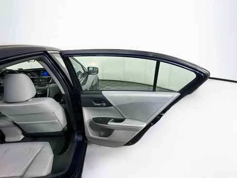 Used 2015 Honda Accord LX image 27