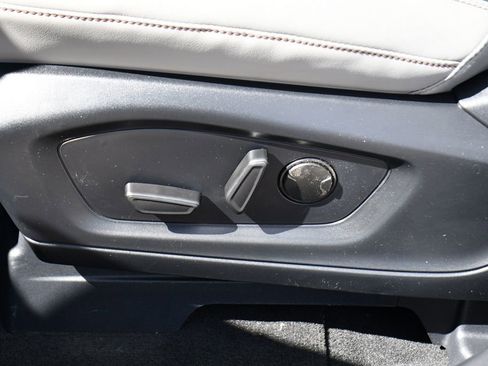 New 2026 Ford Explorer Active image 14