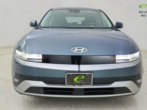 Used 2025 Hyundai Ioniq 5 SE RWD image 13