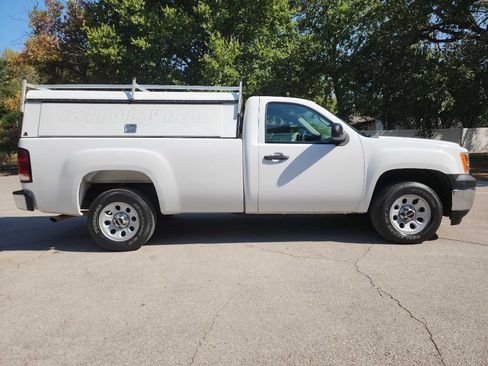 Used 2013 GMC Sierra 1500 W/T RWD image 12