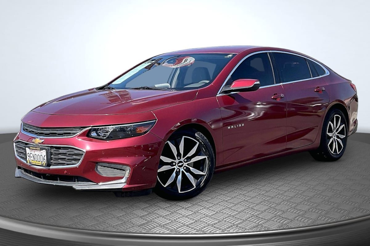 Used 2016 Chevrolet Malibu LT FWD image 12