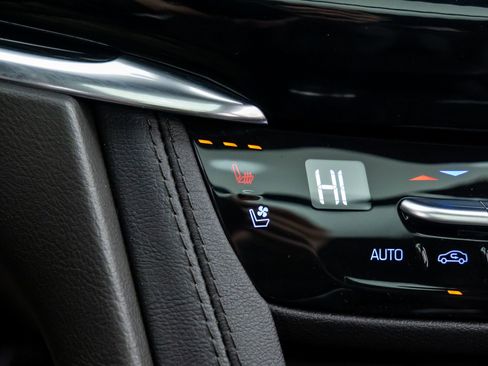 Certified 2024 Cadillac XT6 Sport w/ LPO, Floor Liner Package image 27