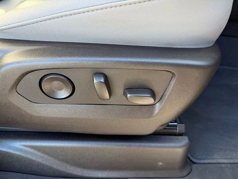 Certified 2024 Chevrolet Tahoe LT image 15