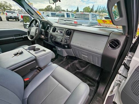 Used 2016 Ford F250 XL w/ Power Equipment Group AWD/4WD image 20