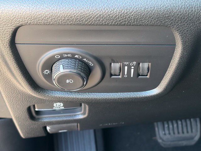 New 2026 Jeep Grand Cherokee Limited w/ Limited Altitude Package AWD/4WD image 26