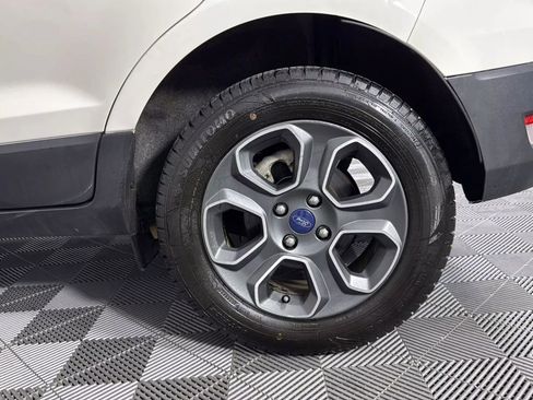 Used 2018 Ford EcoSport S image 32