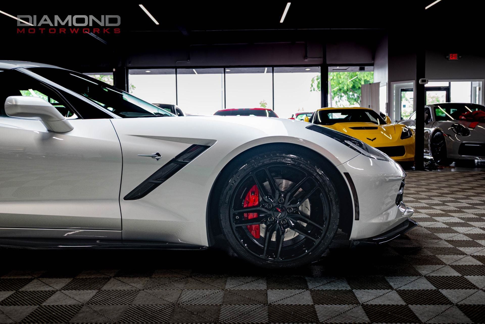 Used 2019 Chevrolet Corvette Stingray Coupe RWD image 24