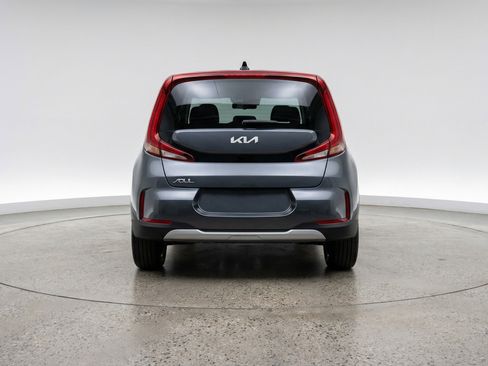 Used 2025 Kia Soul LX w/ LX Technology Package image 7
