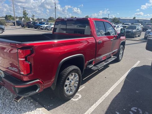 Used 2024 Chevrolet Silverado 2500 High Country image 4