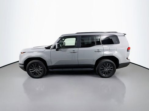 Certified 2025 Lexus GX 550 w/ Accessory Package (2T) AWD/4WD image 8
