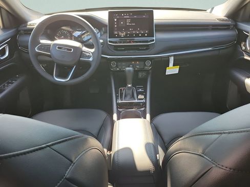 New 2026 Jeep Compass Latitude AWD/4WD image 24