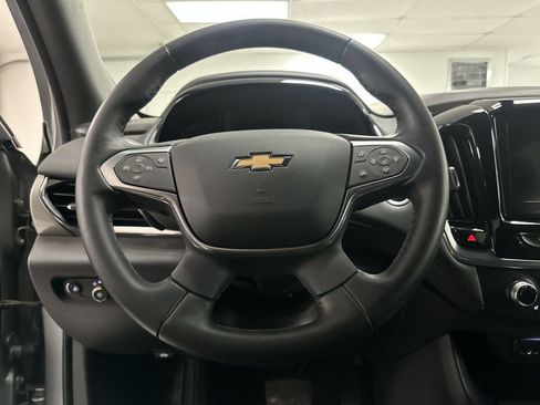 Used 2023 Chevrolet Traverse LT AWD/4WD image 13