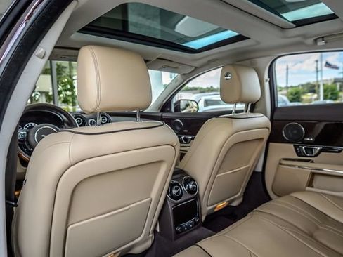 Used 2016 Jaguar XJ R-Sport RWD image 22
