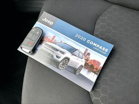 Used 2020 Jeep Compass Sport image 14