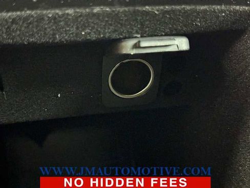 Used 2018 Lincoln MKC Select image 37