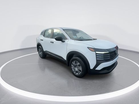 New 2026 Nissan Kicks S image 2