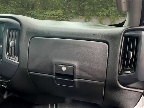 Used 2018 GMC Sierra 2500 4x4 Regular Cab image 24