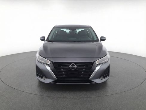 Used 2024 Nissan Altima 2.5 SV image 2