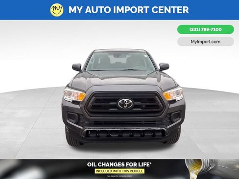 Used 2021 Toyota Tacoma SR image 2