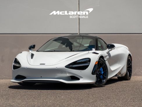 New 2027 McLaren 750S RWD image 2