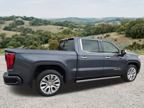 Used 2021 GMC Sierra 1500 Denali w/ Denali Ultimate Package AWD/4WD image 11