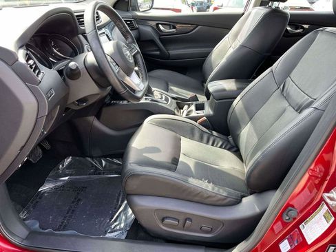 Used 2022 Nissan Rogue Sport SL image 15