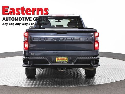 Used 2021 Chevrolet Silverado 1500 W/T w/ WT Value Package AWD/4WD image 6