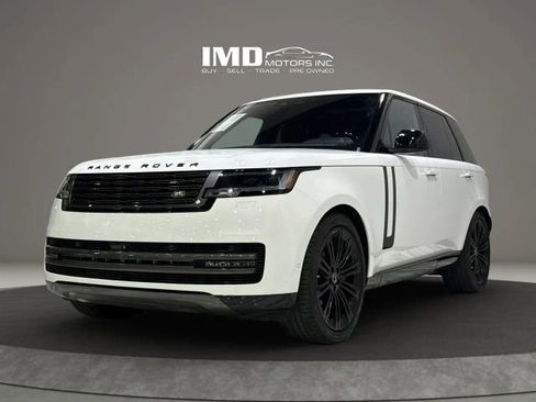 Used 2023 Land Rover Range Rover SE AWD/4WD image 2
