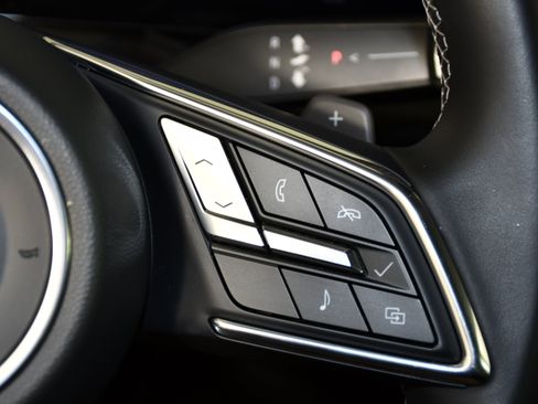 Used 2024 Buick Envision Preferred image 21