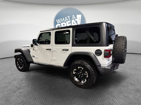 Used 2025 Jeep Wrangler Unlimited Rubicon 4xe w/ Convenience Group image 6