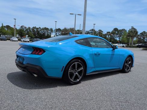 Used 2024 Ford Mustang Coupe image 5