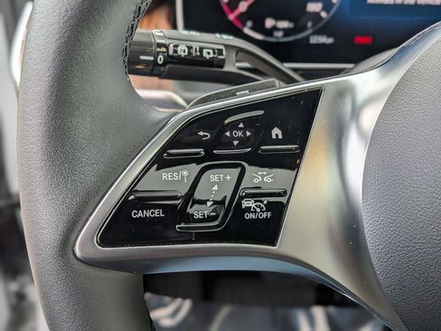 Certified 2025 Mercedes-Benz GLC 300 4MATIC image 16