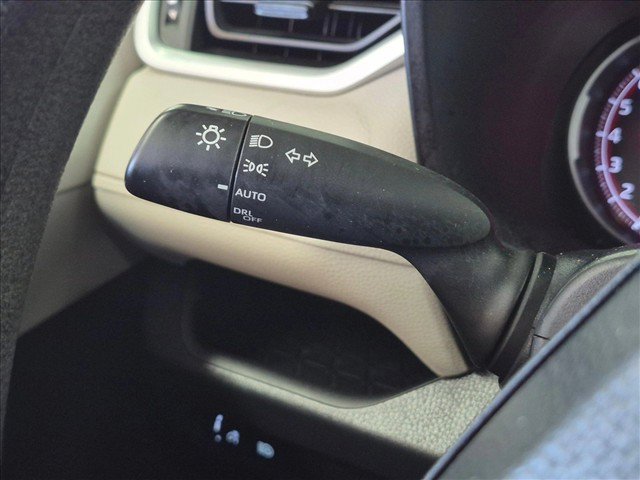 Used 2023 Toyota RAV4 XLE w/ Convenience Package FWD image 7